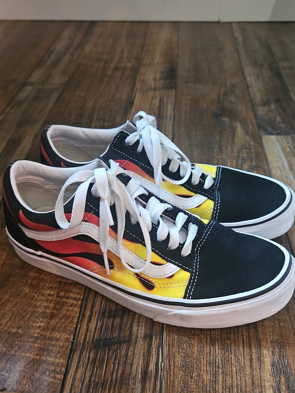 Vans Suede‎ Old Skool Flame Skate Shoes - Black with Red & Yellow Flames